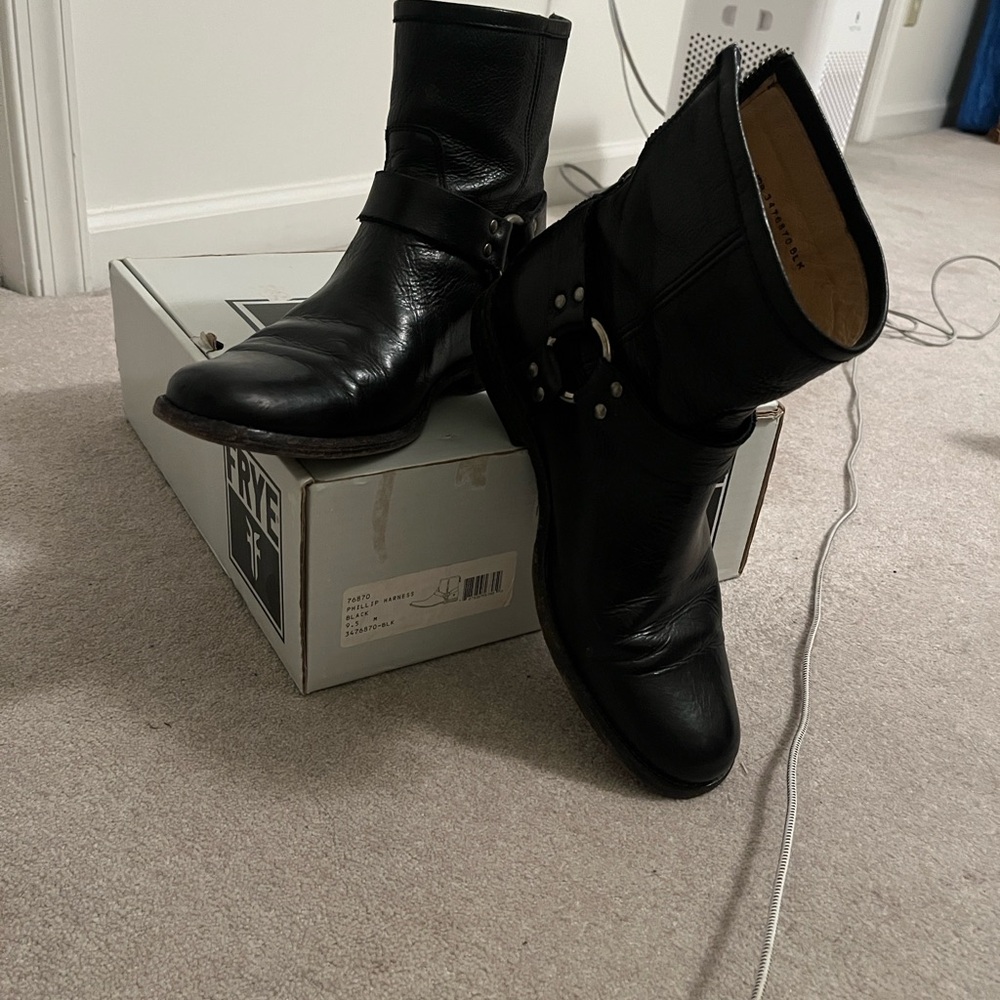 Frye Phillip Harness Black Leather Boots 9.5 - Picture 8 of 10